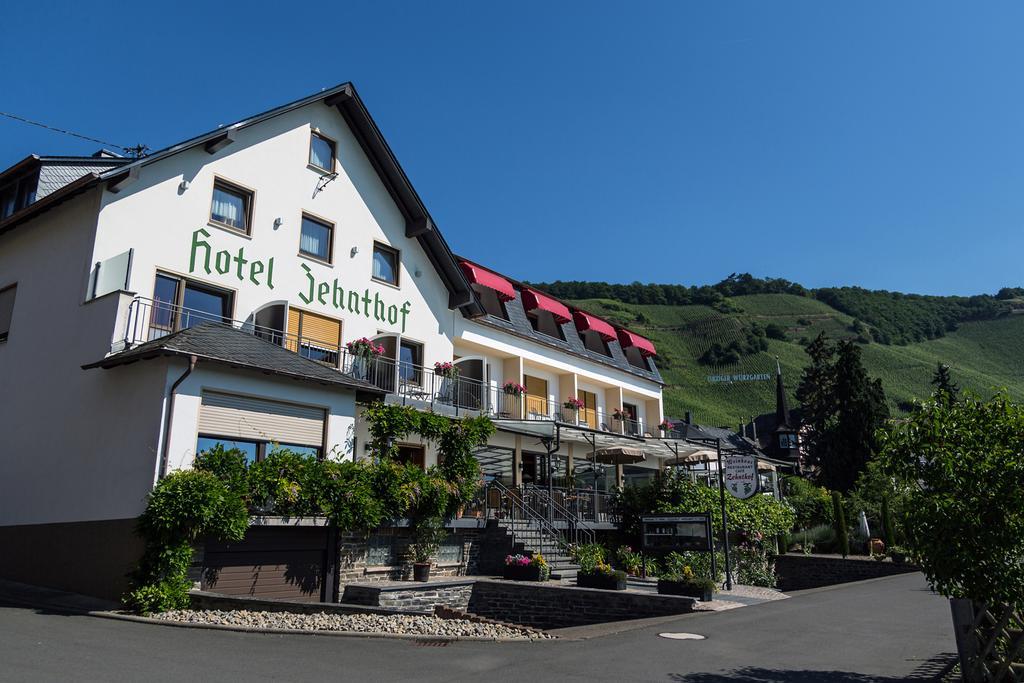 Hotel Zehnthof Urzig Bagian luar foto