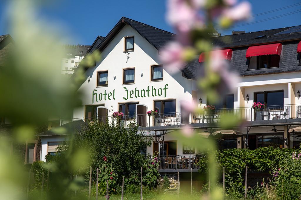 Hotel Zehnthof Urzig Bagian luar foto