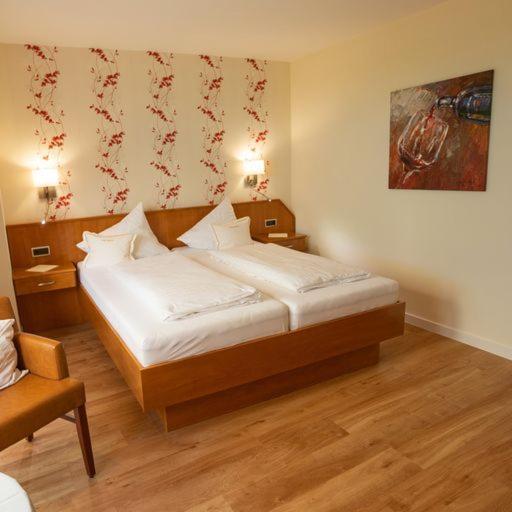 Hotel Zehnthof Urzig Bagian luar foto
